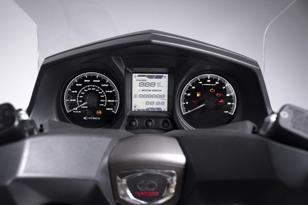 KYMCO Motorroller 300ccm - X-TOWN CT 300i ABS | Cockpit