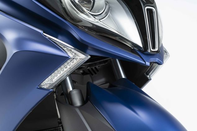 Motorroller 350ccm - KYMCO NEW DOWNTOWN 350i ABS + TCS | LED-Scheinwerfer