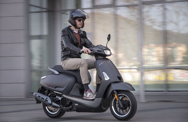 Kymco Like II S 125i Matt Schwarz