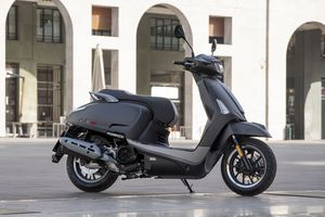 Kymco Like II S 125i Matt Schwarz